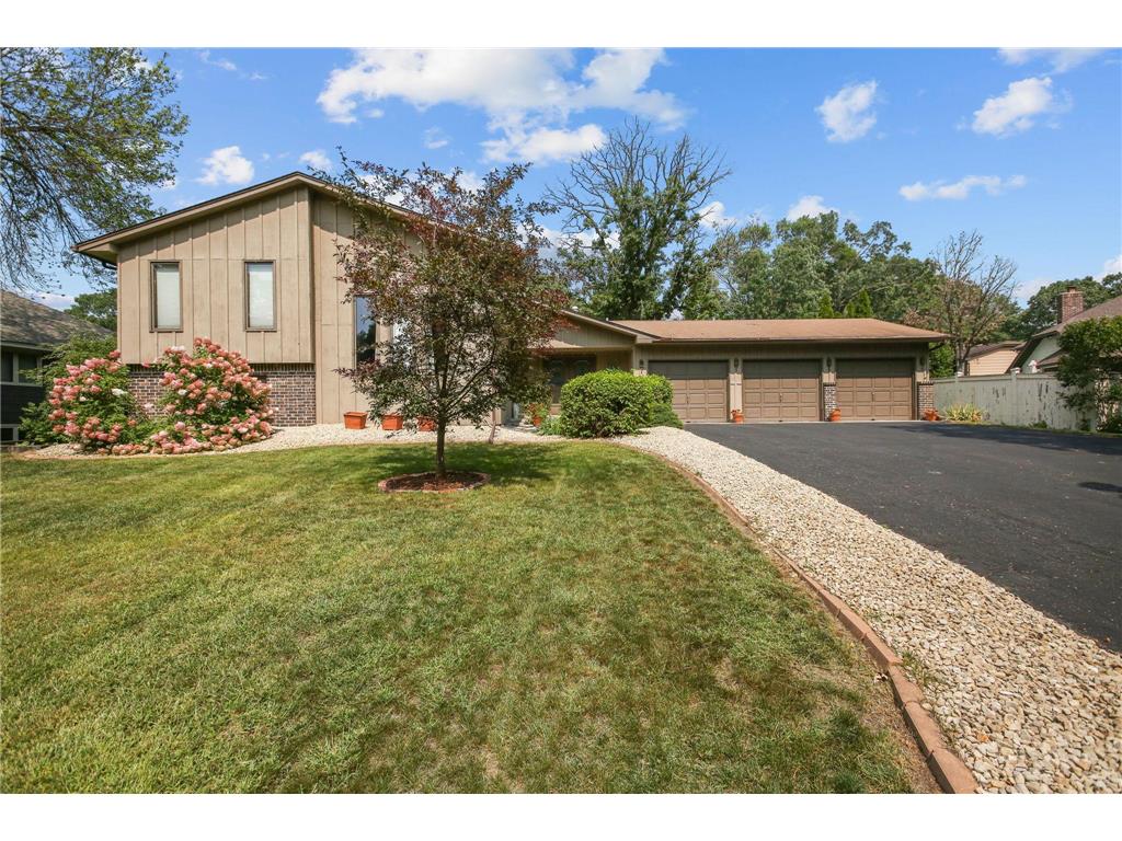 201 119th Avenue NW Coon Rapids MN 55448 6420857 image1