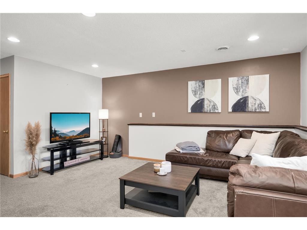 201 13th Street Farmington MN 55024 7098515 image18