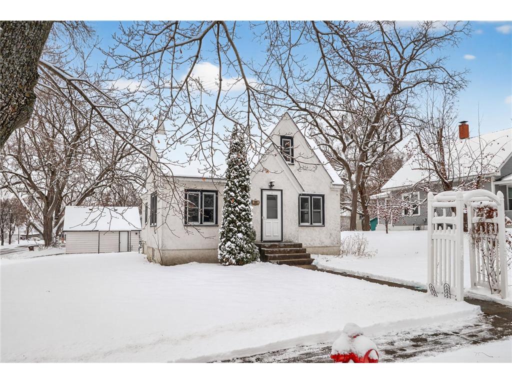 201 1st Avenue NW Buffalo MN 55313 7024863 image1