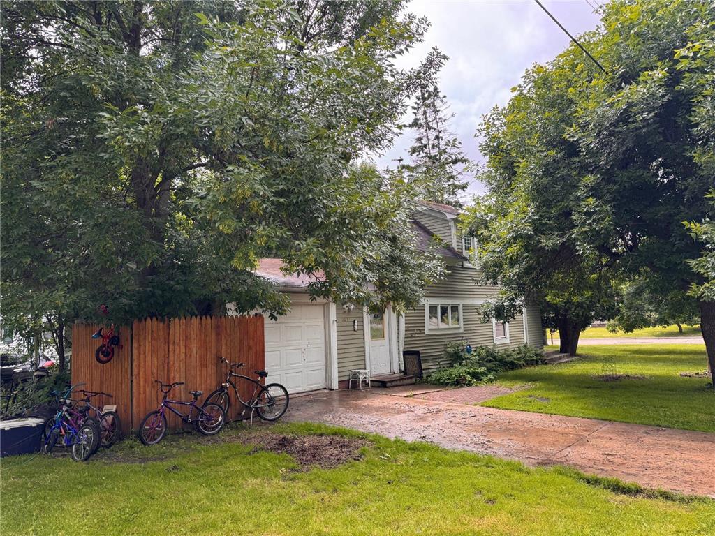 201 1st Street SE Pelican Rapids MN 56572 7103472 image1