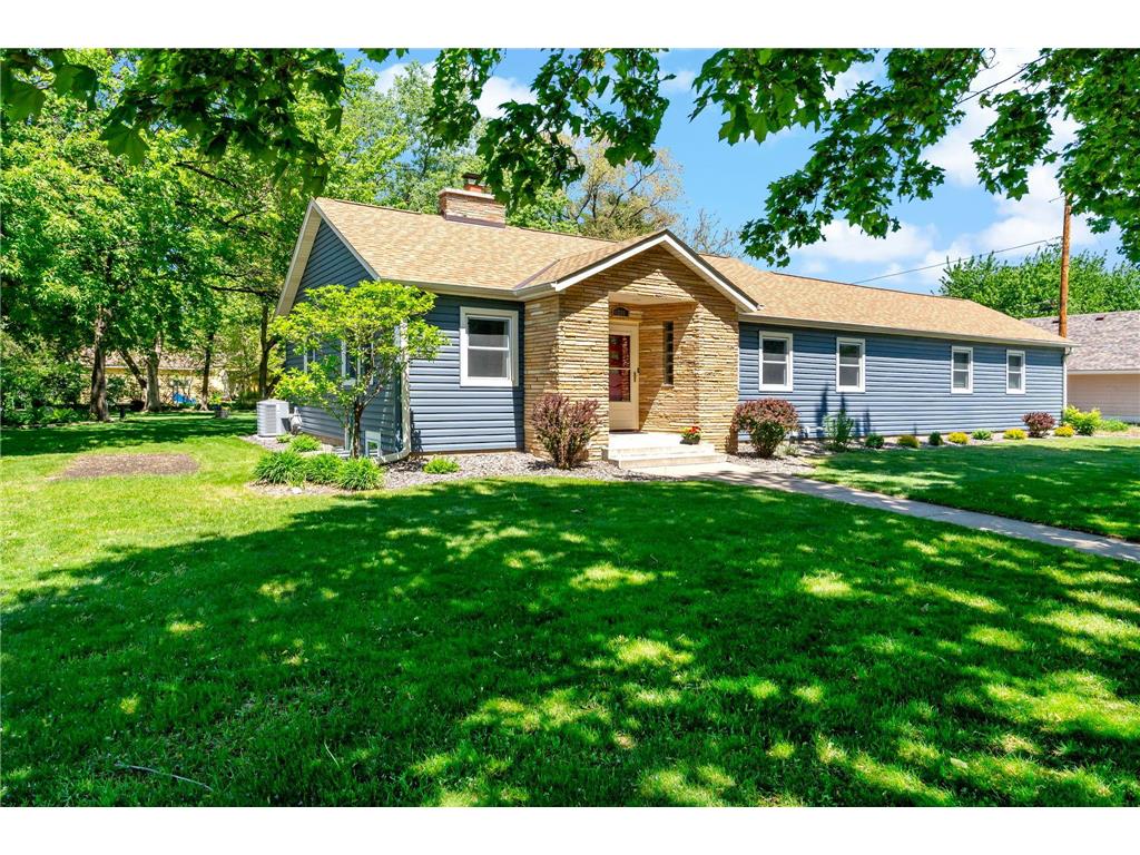 201 2nd Street NE Osseo MN 55369 7050876 image1