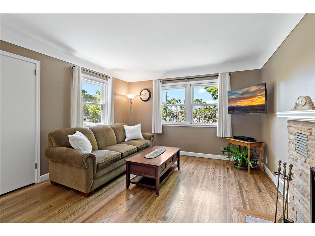 201 2nd Street NE Osseo MN 55369 7050876 image12