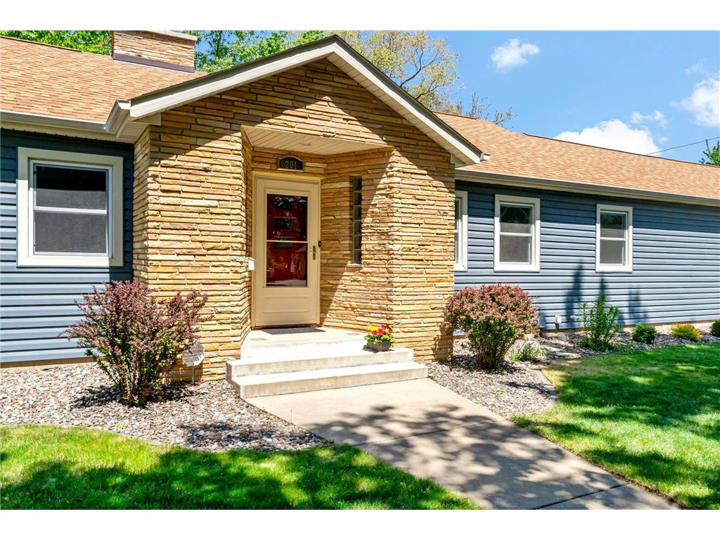 201 2nd Street NE Osseo MN 55369 7050876 image2
