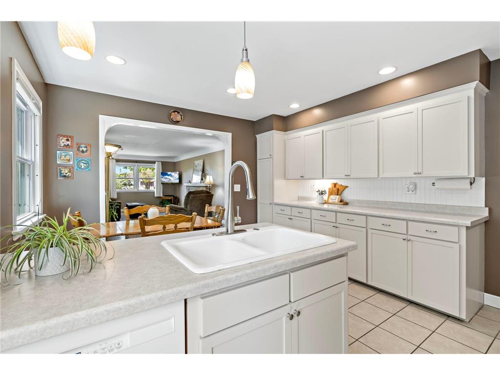 201 2nd Street NE Osseo MN 55369 7050876 image7