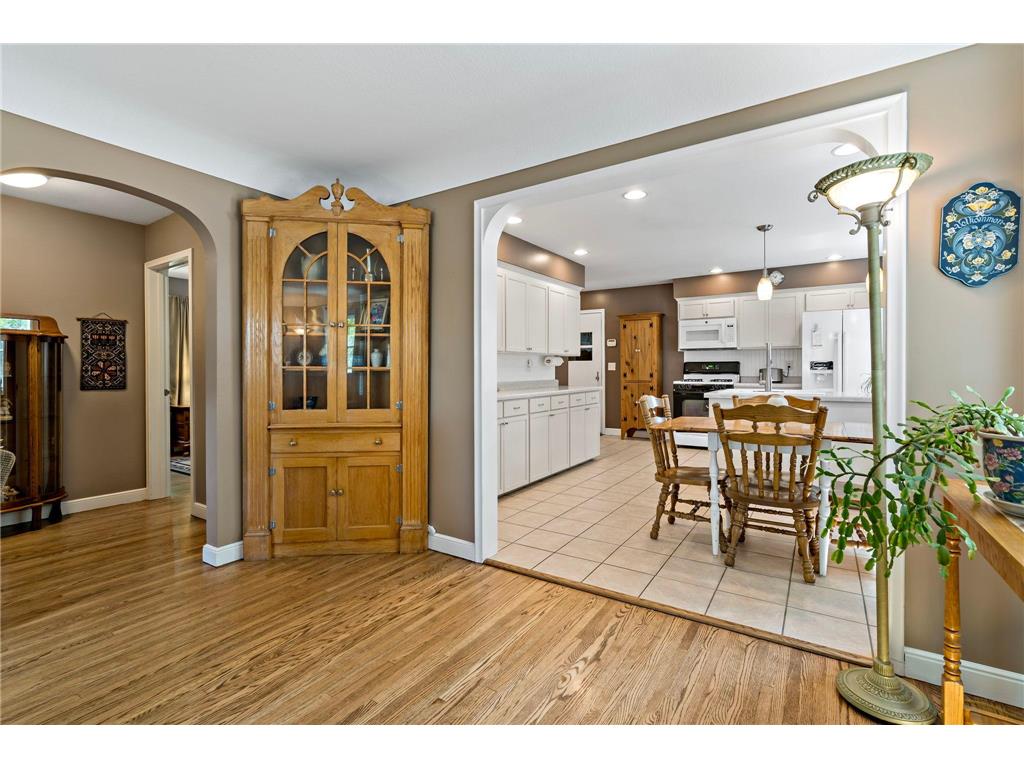 201 2nd Street NE Osseo MN 55369 7050876 image9