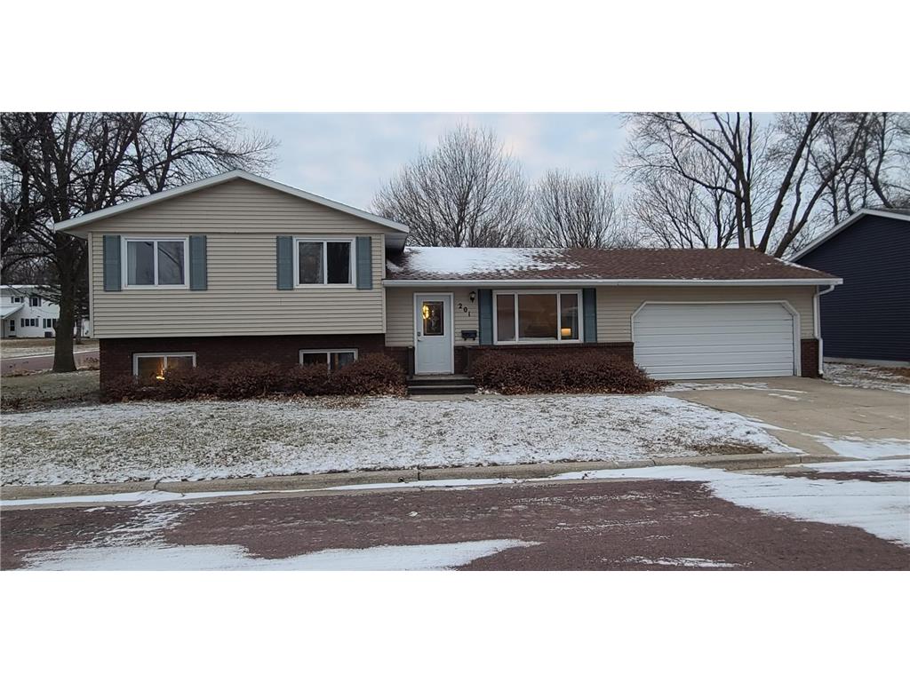 201 3rd Street E Tracy MN 56175 6644453 image1
