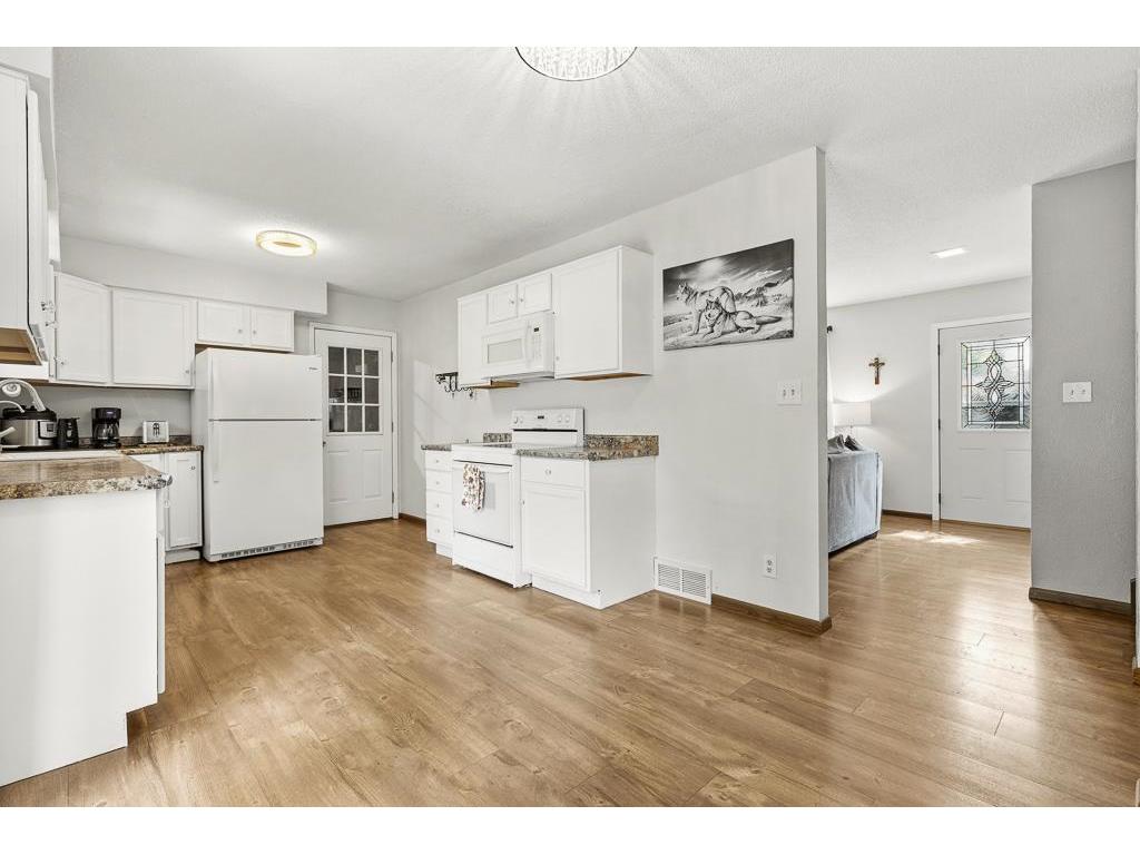 201 3rd Street E Tracy MN 56175 7087187 image16