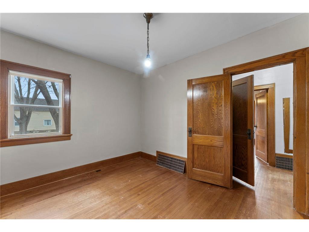 201 3rd Street S Raymond MN 56282 7035658 image11