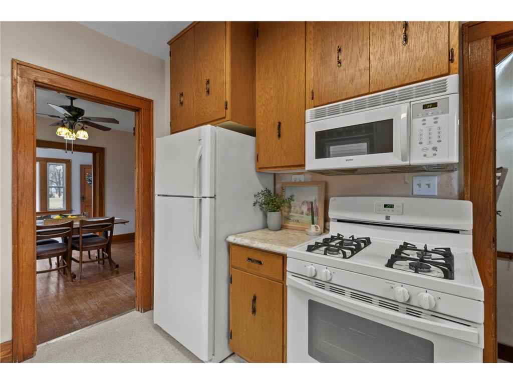 201 3rd Street S Raymond MN 56282 7035658 image23