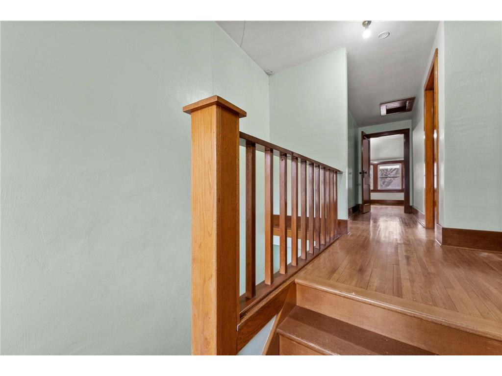 201 3rd Street S Raymond MN 56282 7035658 image32