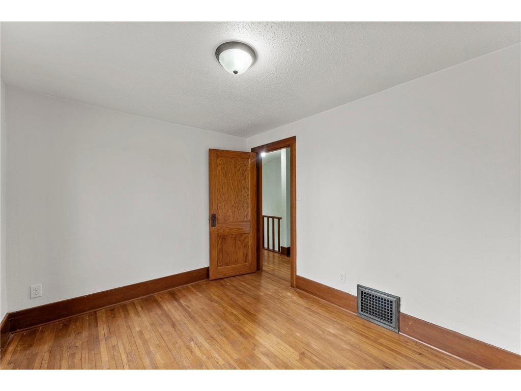 201 3rd Street S Raymond MN 56282 7035658 image36