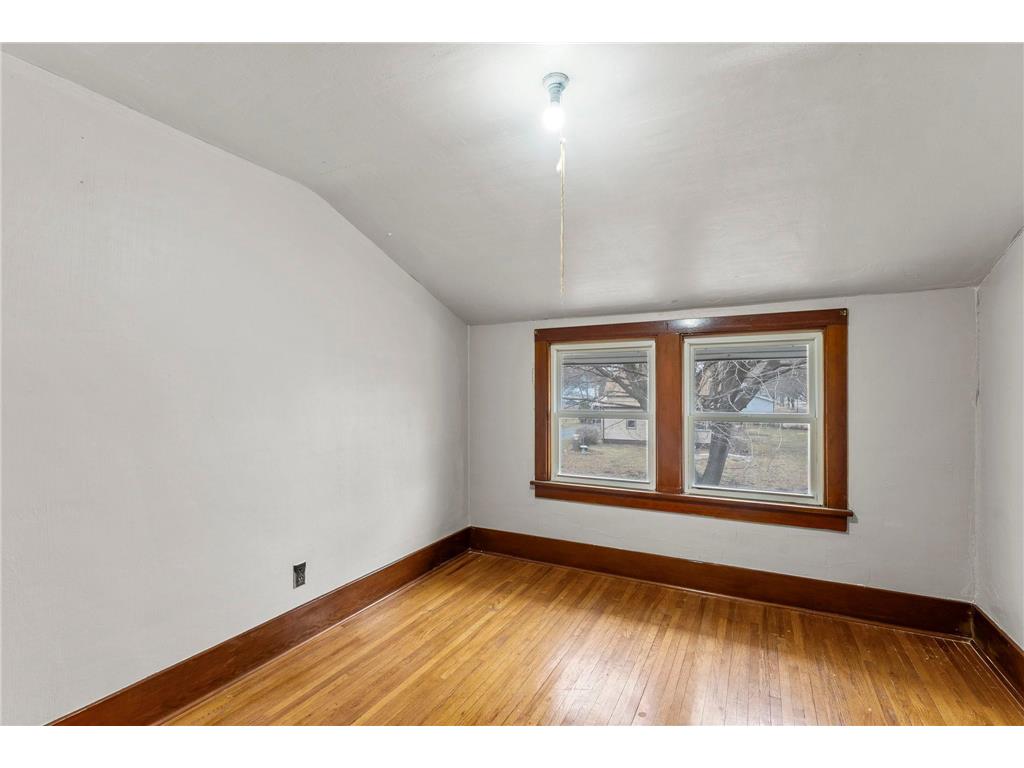 201 3rd Street S Raymond MN 56282 7035658 image37