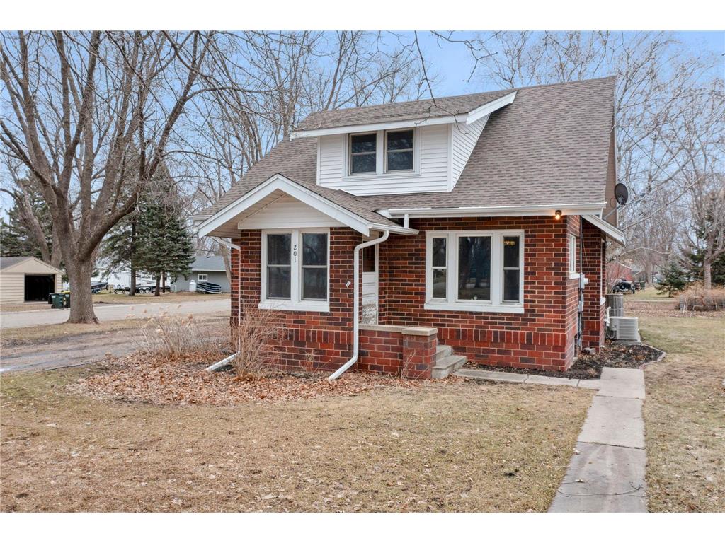 201 3rd Street S Raymond MN 56282 7035658 image4