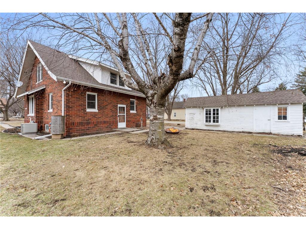 201 3rd Street S Raymond MN 56282 7035658 image50