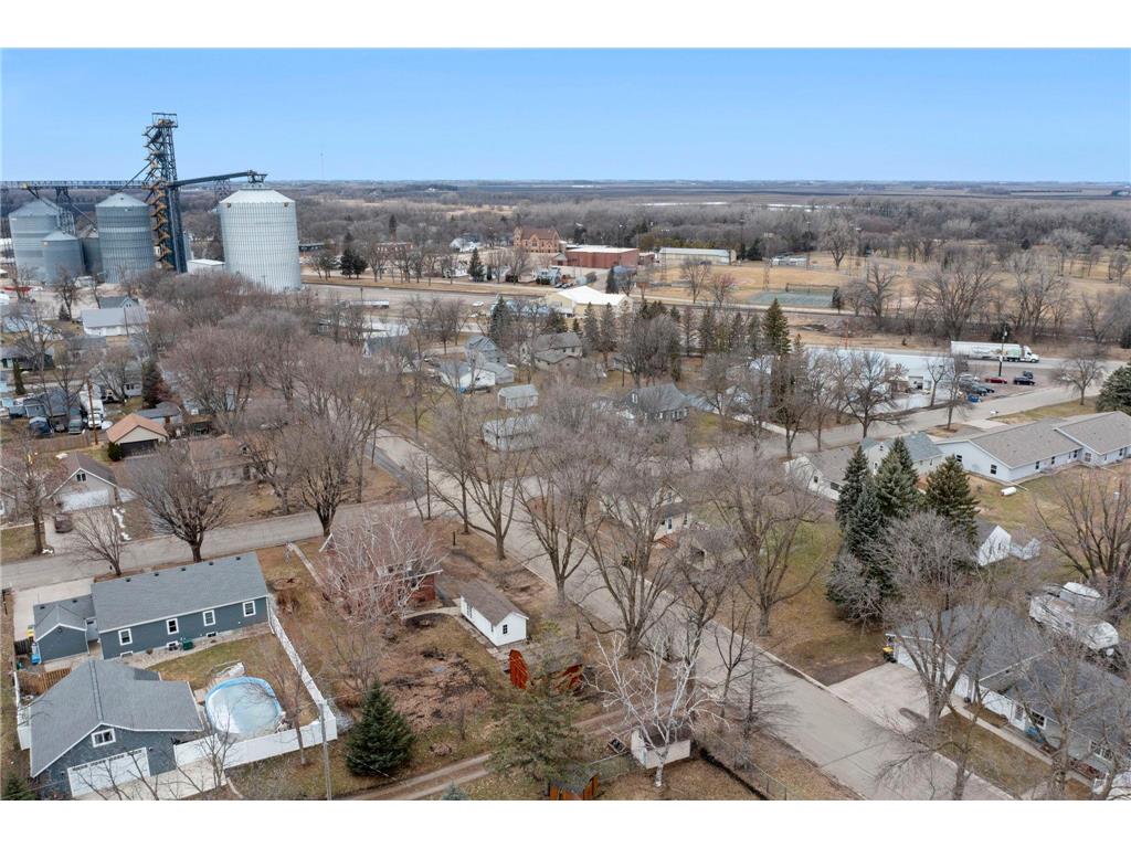 201 3rd Street S Raymond MN 56282 7035658 image67