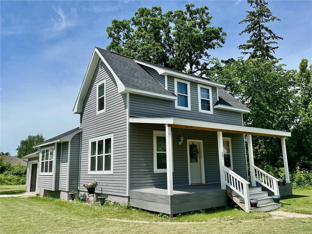 201 4th Avenue NE Roseau MN 56751 6688147 image1