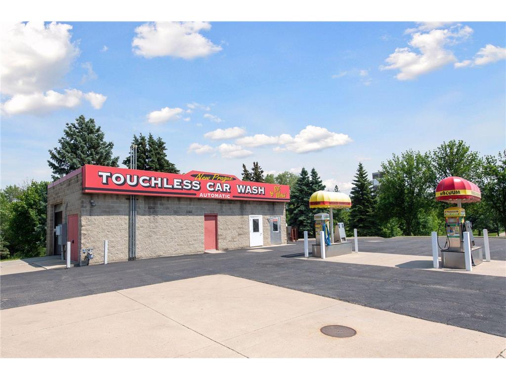 201 4th Avenue NW New Prague MN 56071 6732906 image1