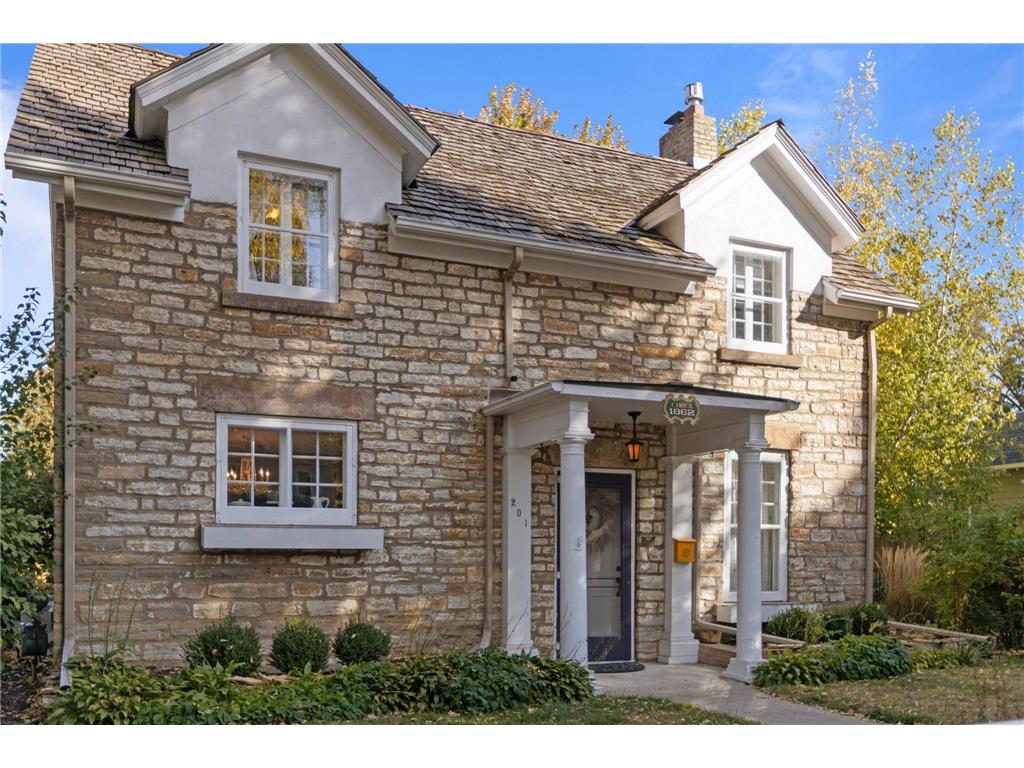 201 4th Avenue SW Faribault MN 55021 6615015 image1