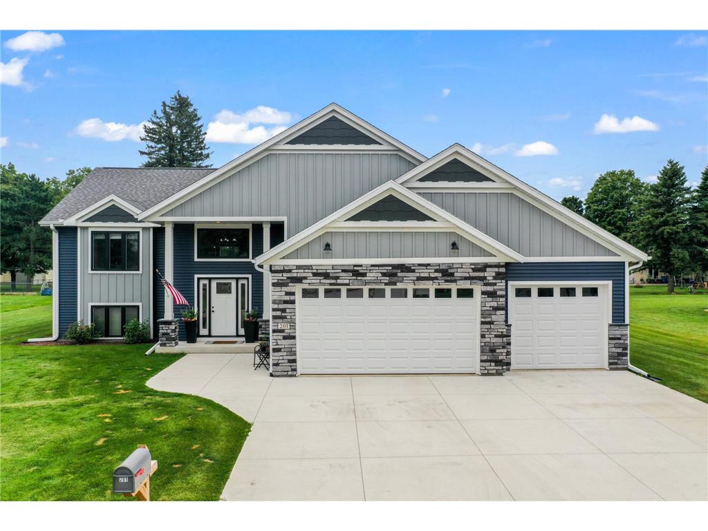 201 6th Street NW Blooming Prairie MN 55917 6587439 image1