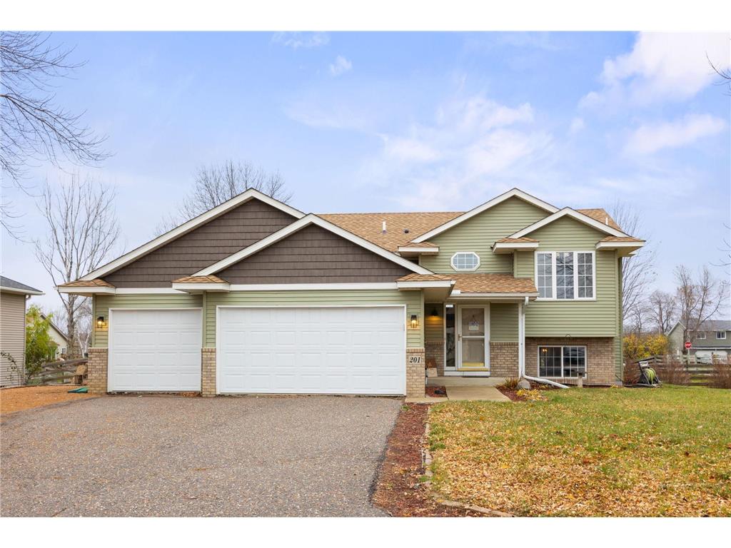 201 Crystal Lane Montrose MN 55363 6628549 image1