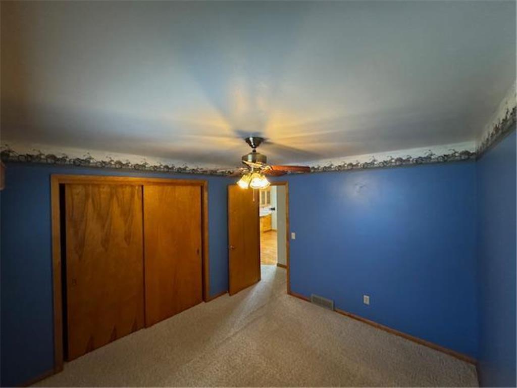 201 Dugan Street S Welcome MN 56181 7000923 image17