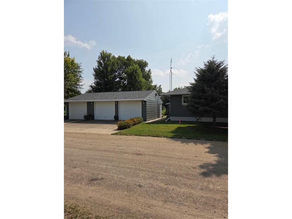 201 Dugan Street S Welcome MN 56181 7000923 image39