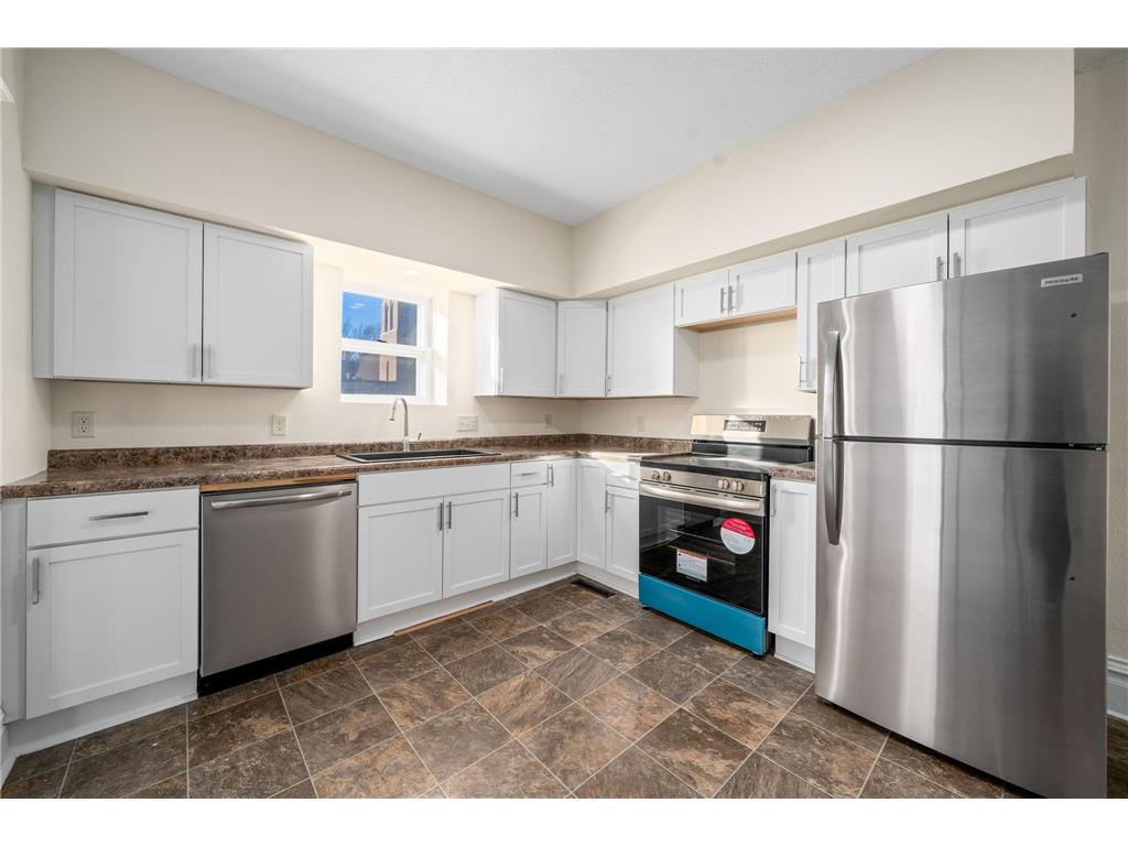 201 E Adams Avenue Luverne MN 56156 7022585 image10