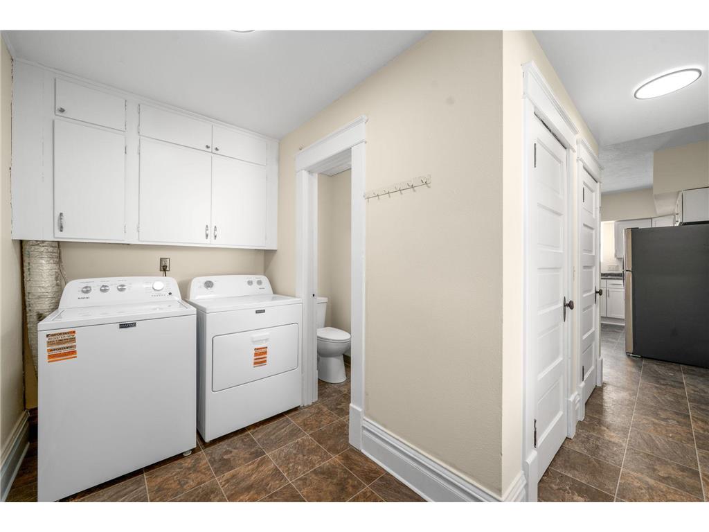 201 E Adams Avenue Luverne MN 56156 7022585 image12