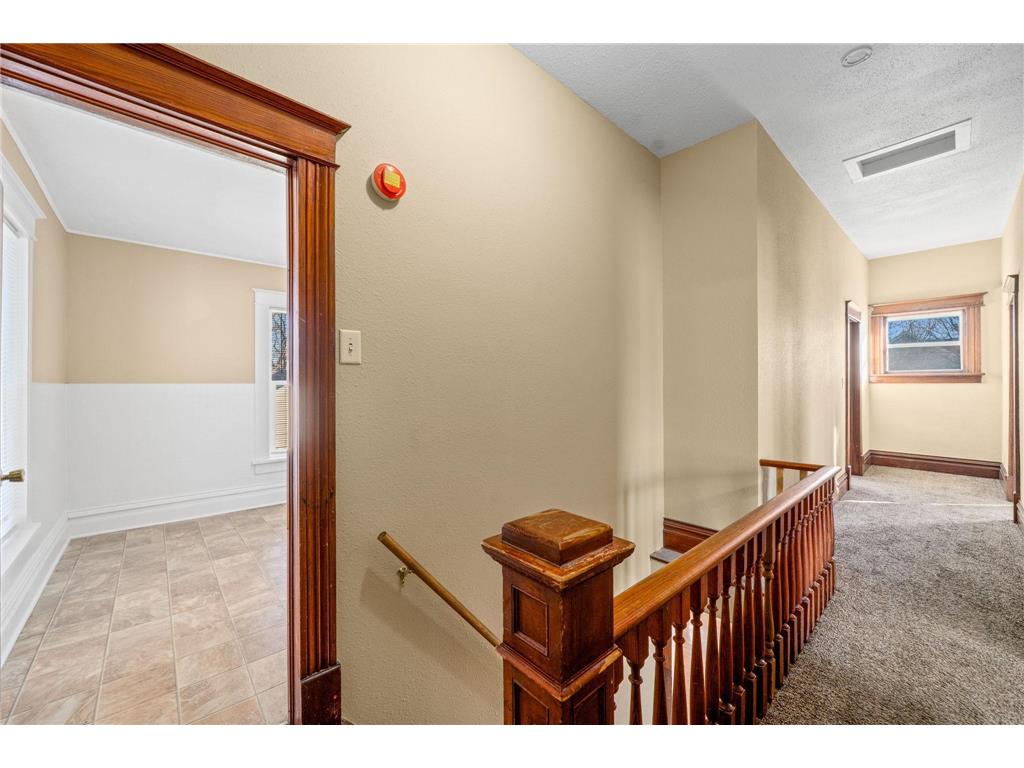 201 E Adams Avenue Luverne MN 56156 7022585 image13