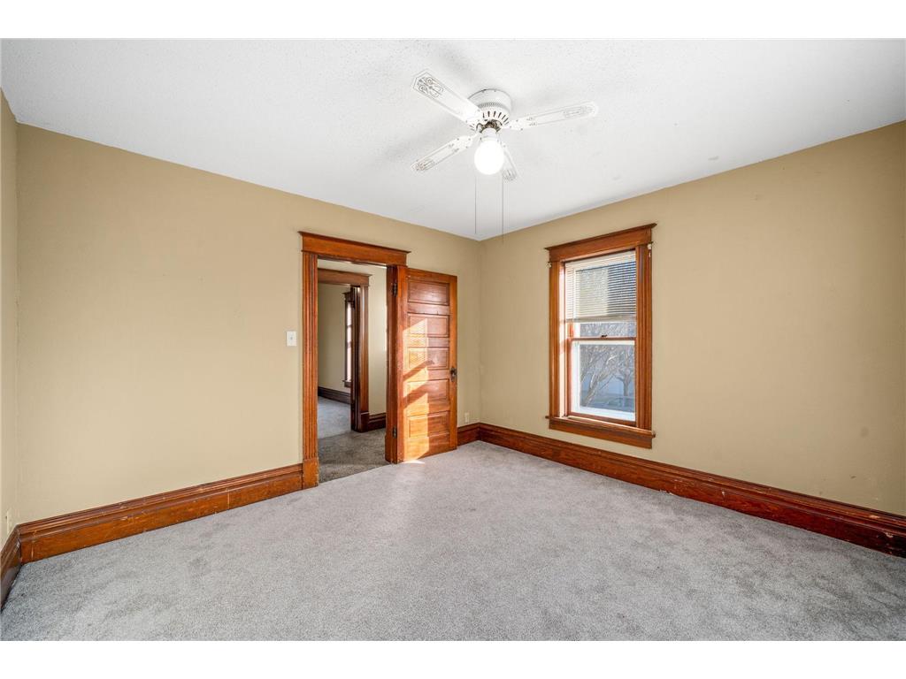 201 E Adams Avenue Luverne MN 56156 7022585 image19