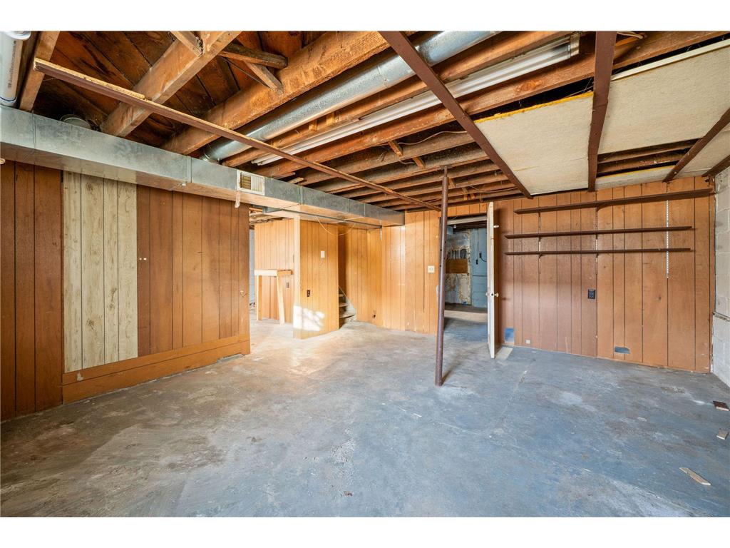 201 E Adams Avenue Luverne MN 56156 7022585 image24