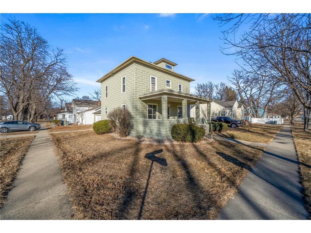 201 E Adams Avenue Luverne MN 56156 7022585 image5