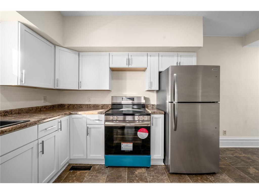 201 E Adams Avenue Luverne MN 56156 7022585 image9