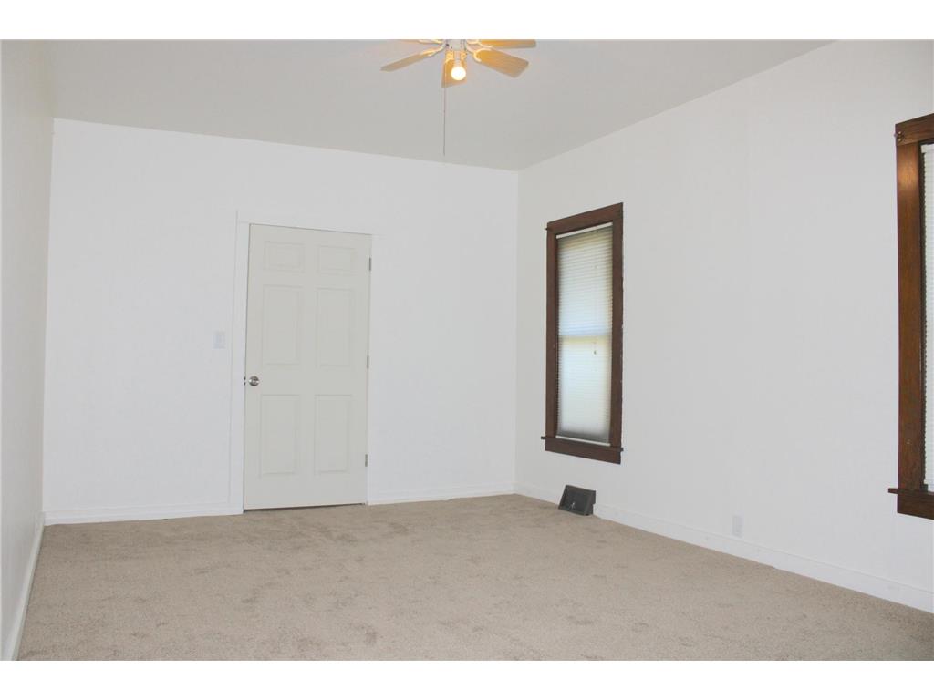 201 Emerson Avenue NE Renville MN 56284 6794104 image14