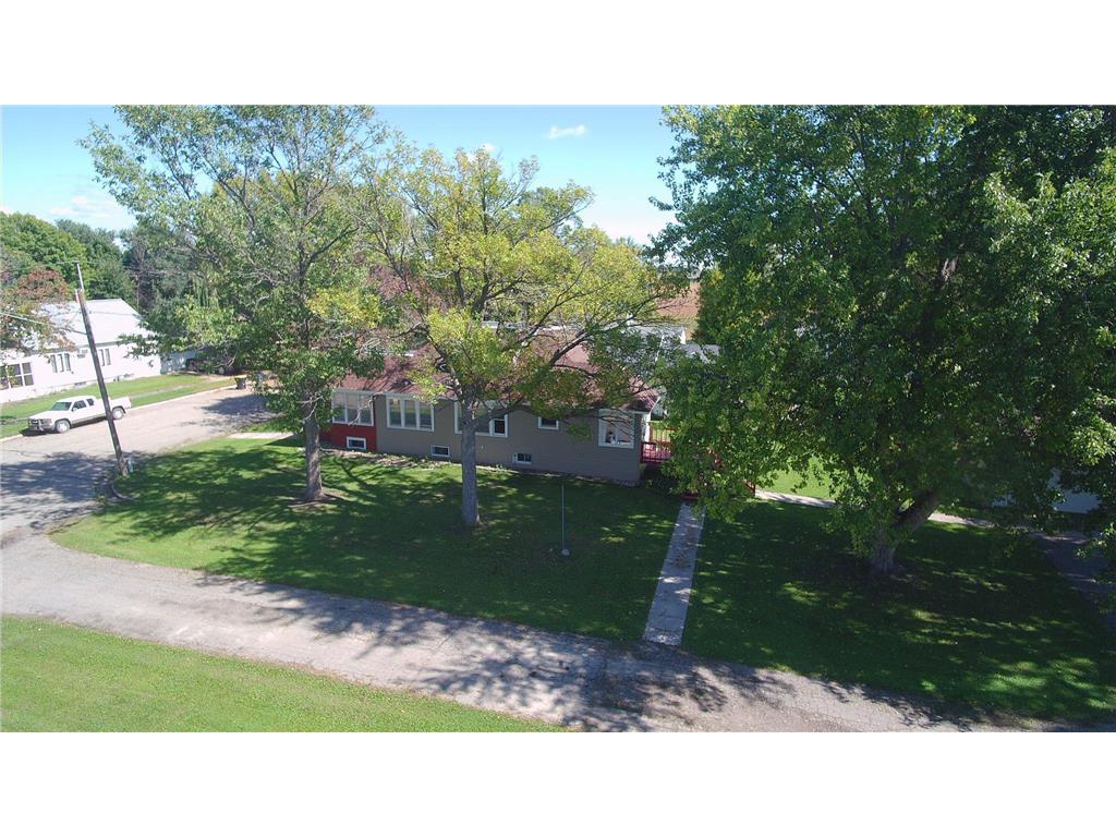 201 Emerson Avenue NE Renville MN 56284 6794104 image22