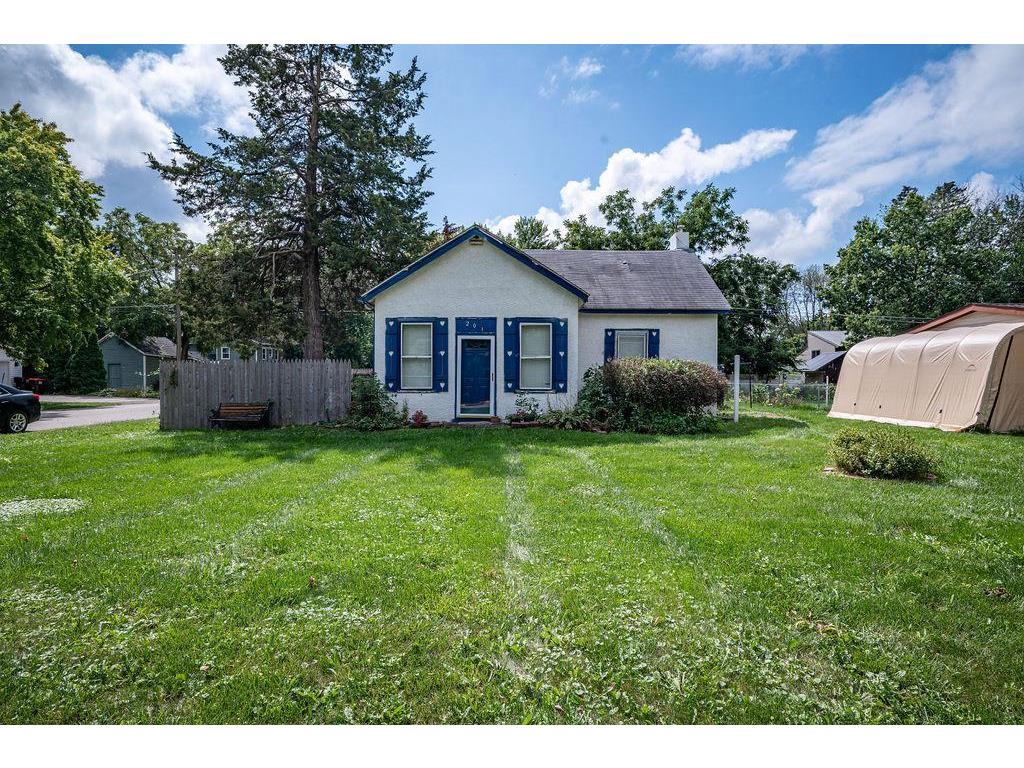 201 Flora Street N Prescott WI 54021 6594346 image1