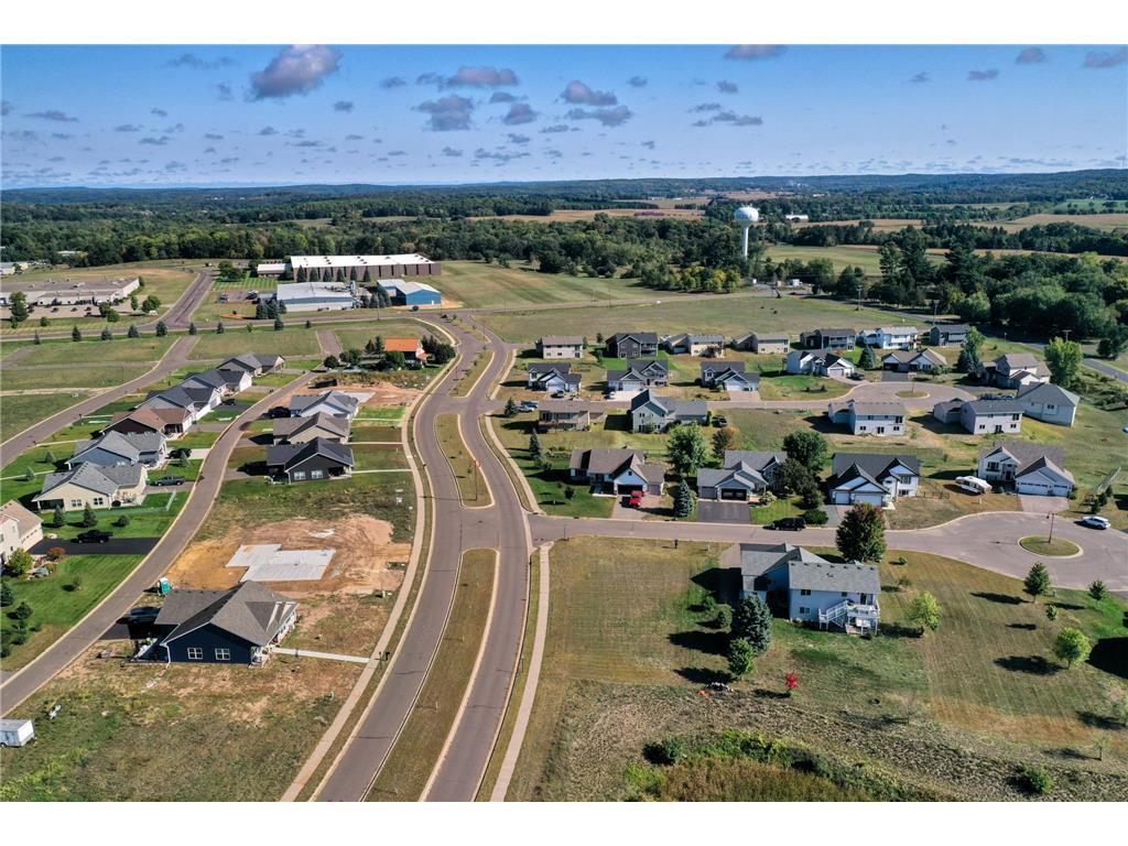 201 Gateway Parkway Osceola Twp WI 54020 6461386 image1