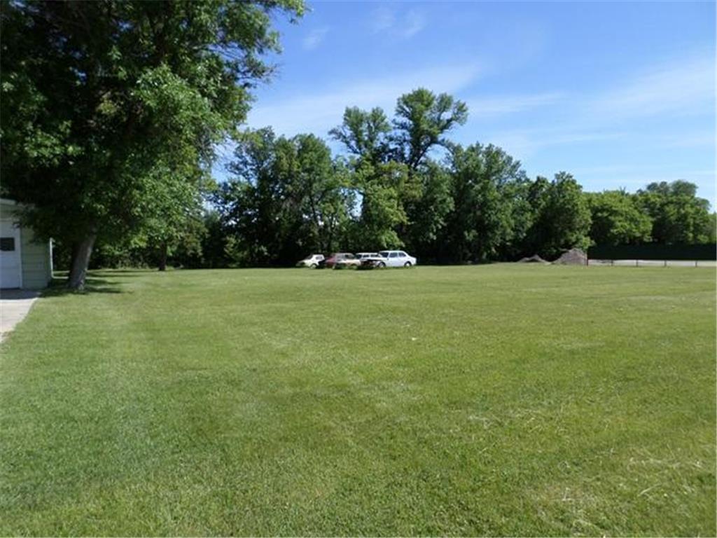 201 Greenwood Street E Thief River Falls MN 56701 - Red Lake River 7091900 image29