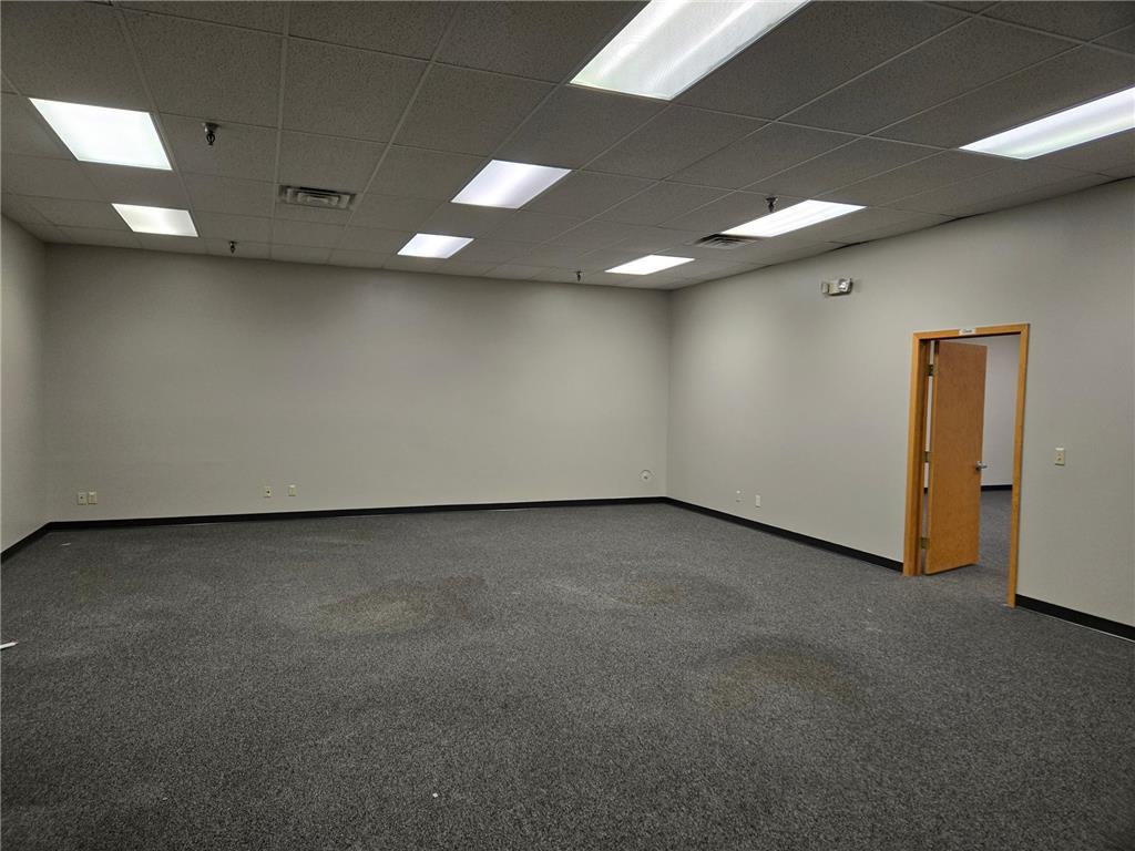 201 Lyndale Avenue S Faribault MN 55021 6528733 image6