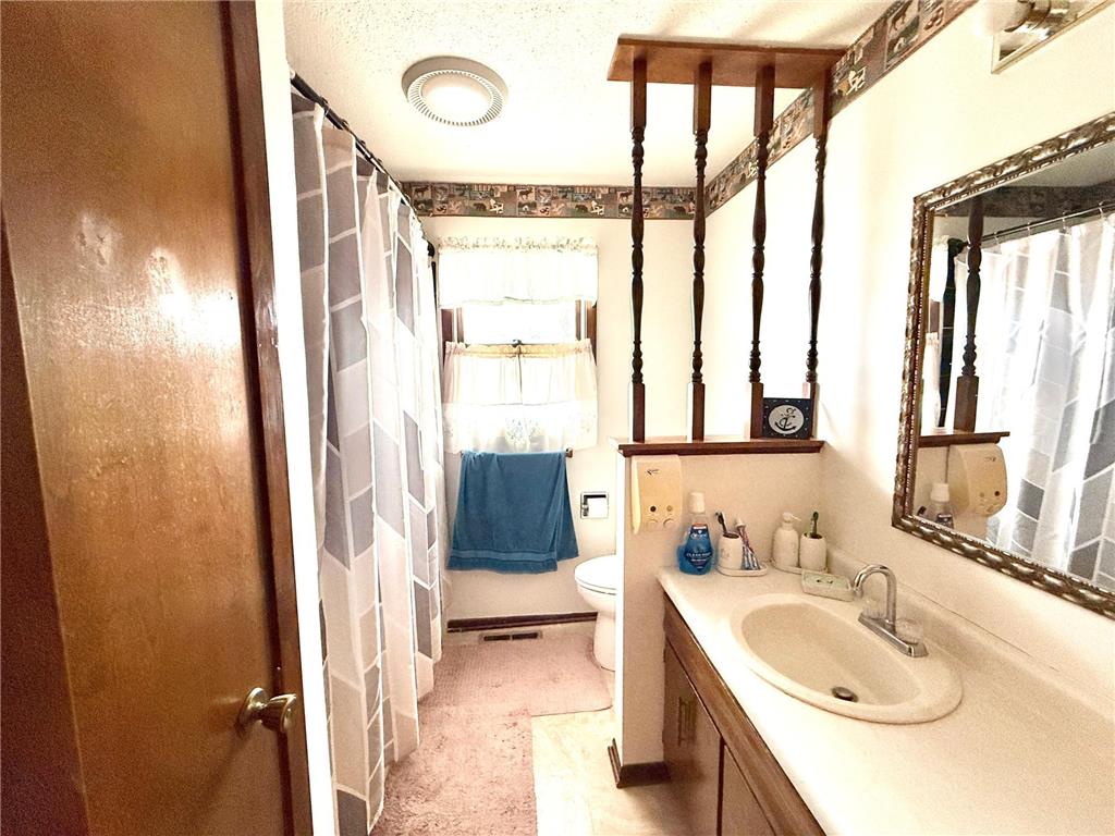 201 Main Avenue Chandler MN 56122 7024330 image17