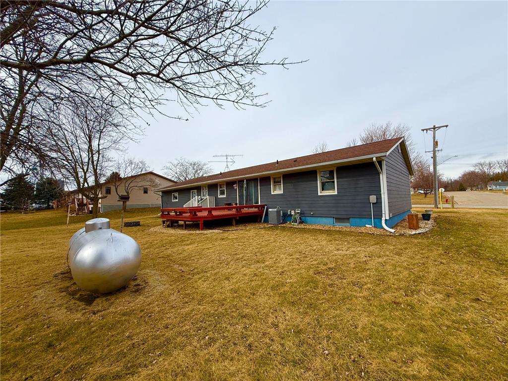 201 Main Avenue Chandler MN 56122 7024330 image3