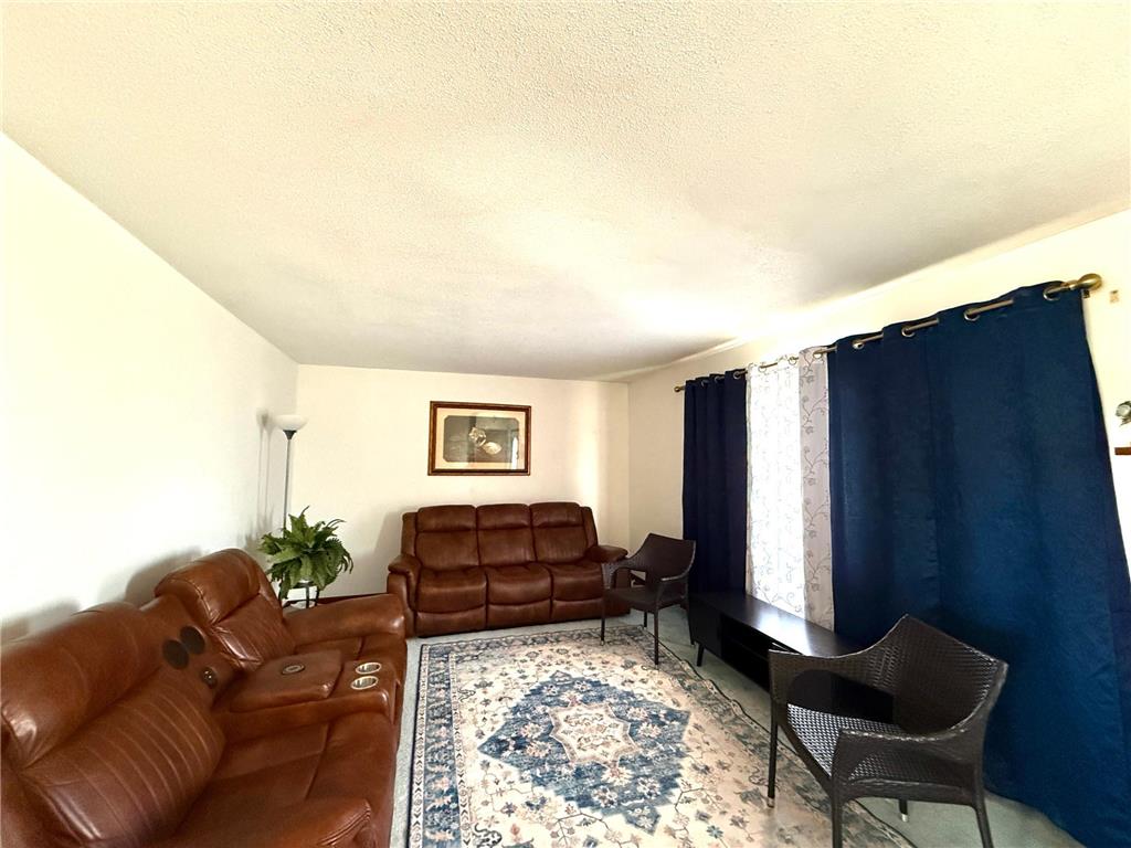 201 Main Avenue Chandler MN 56122 7024330 image7
