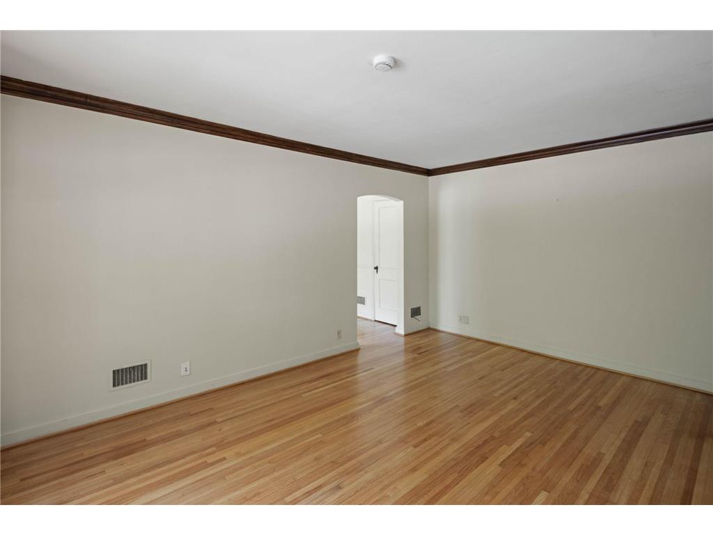 201 Melbourne Avenue SE #E Minneapolis MN 55414 7086239 image4