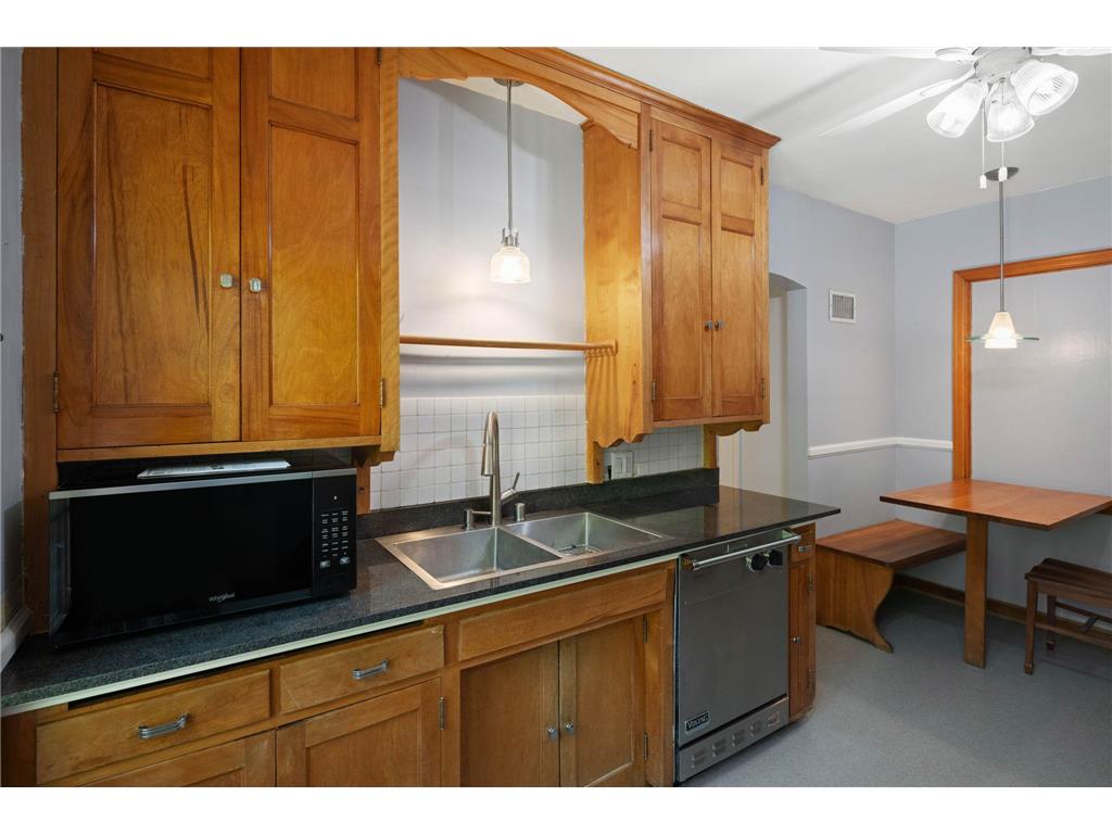 201 Melbourne Avenue SE #E Minneapolis MN 55414 7086239 image9