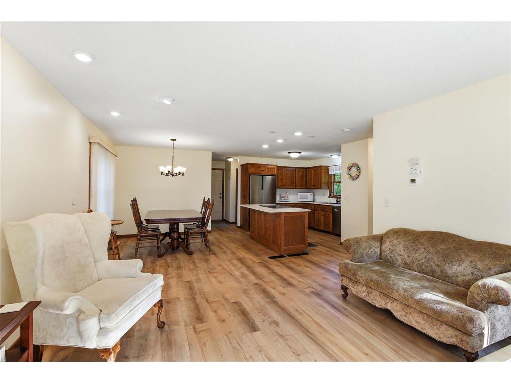 201 Montana Avenue Big Lake MN 55309 - Big Lake 7081436 image10