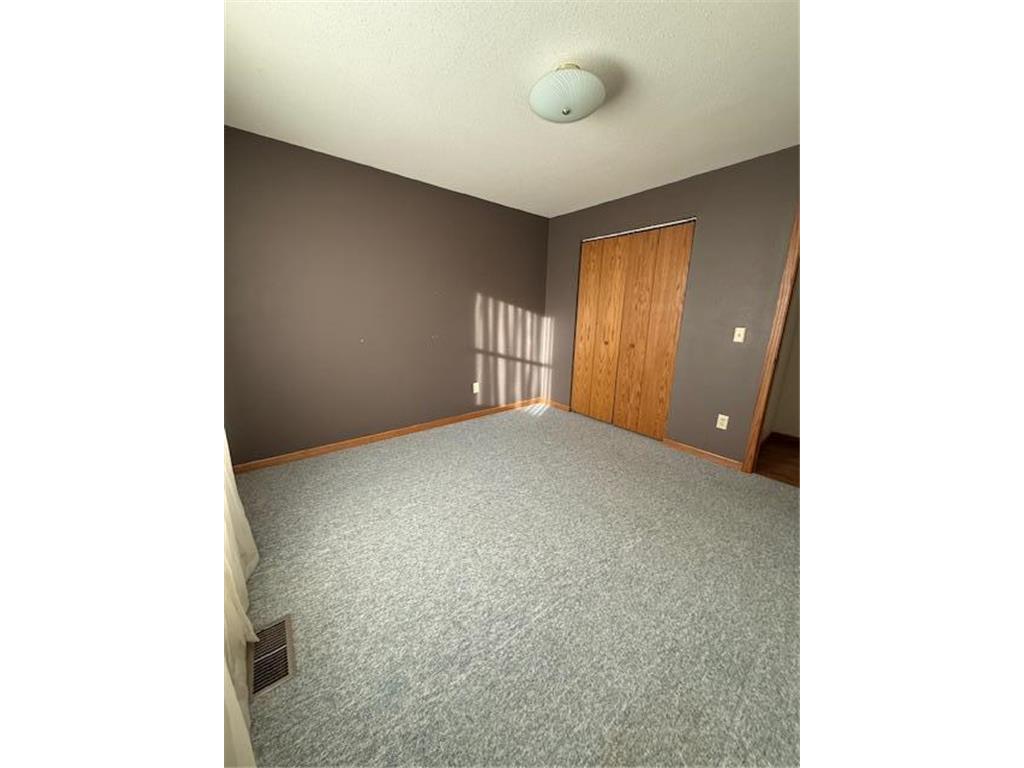 201 N Front Street Okabena MN 56161 7022891 image11