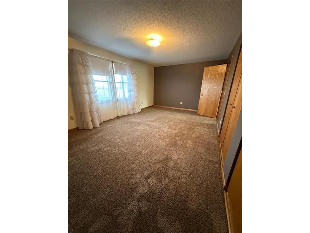 201 N Front Street Okabena MN 56161 7022891 image13