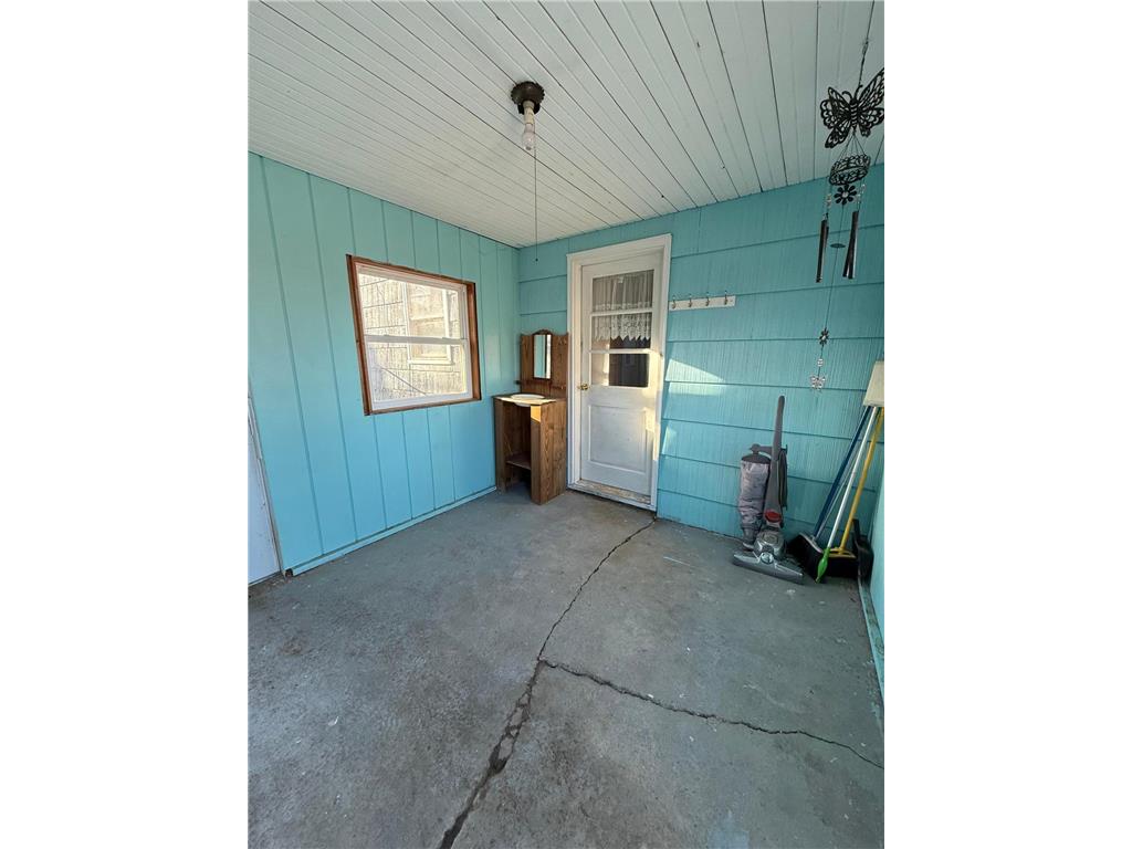 201 N Front Street Okabena MN 56161 7022891 image22