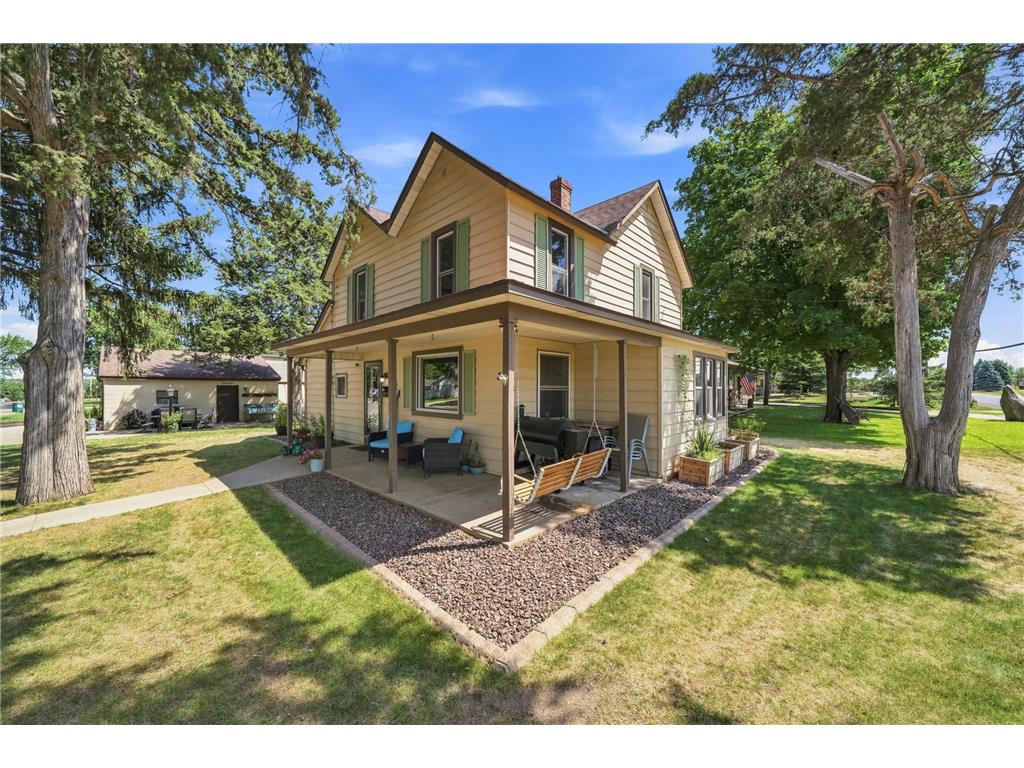 201 N Linden Street Belle Plaine MN 56011 7114192 image1