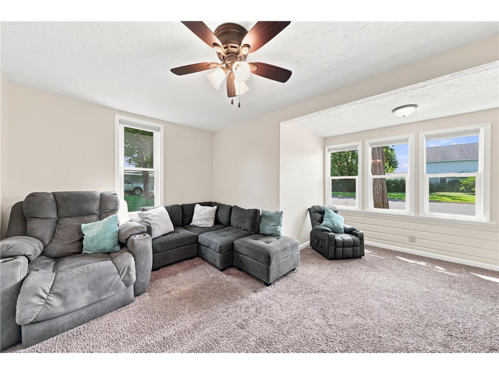 201 N Linden Street Belle Plaine MN 56011 7114192 image15